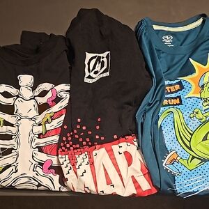 Lot of 3 boy size 14/16long sleeve shirts. Multiple brands